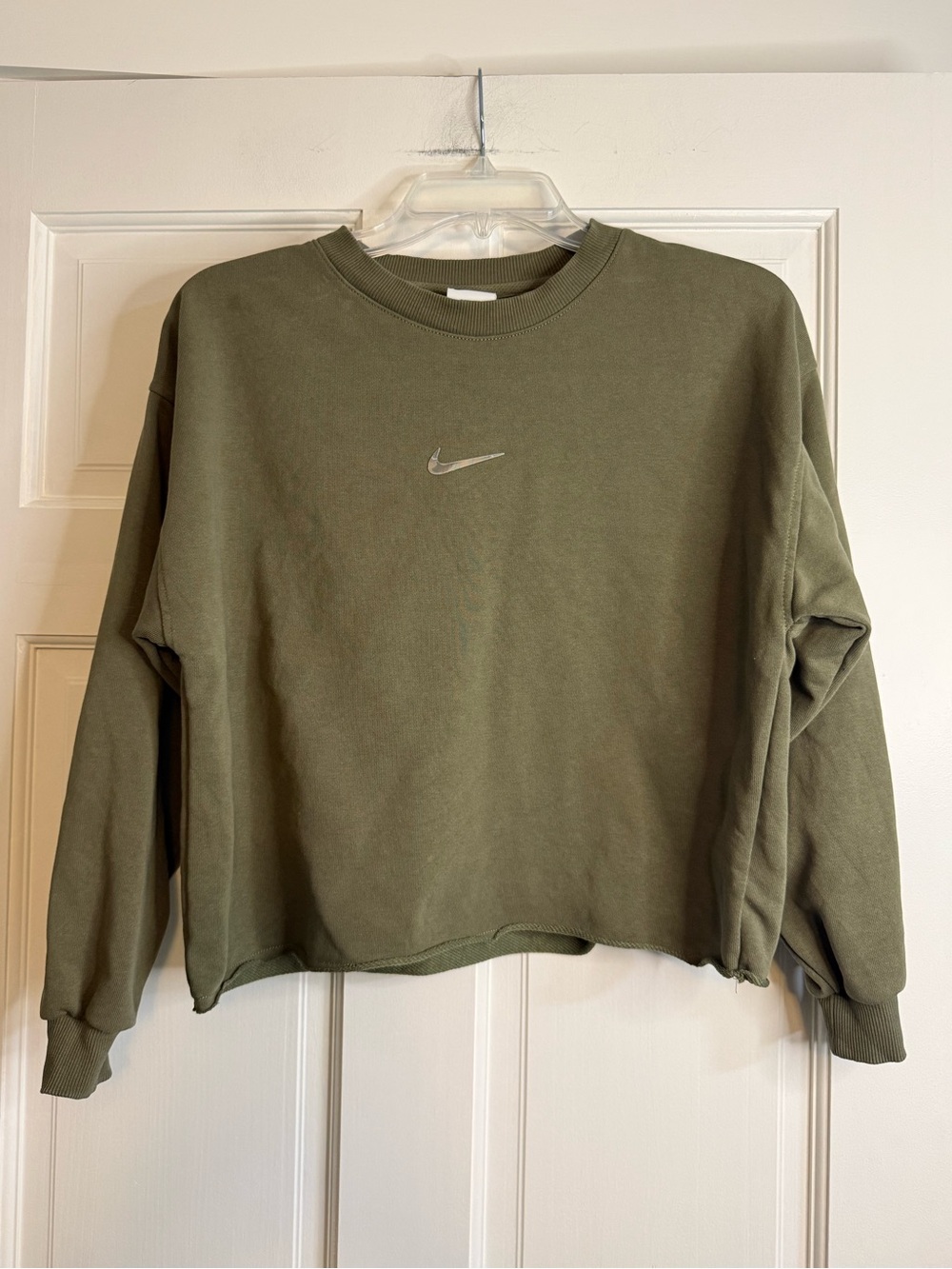 Nike Raw Hem Cropped Crew Neck